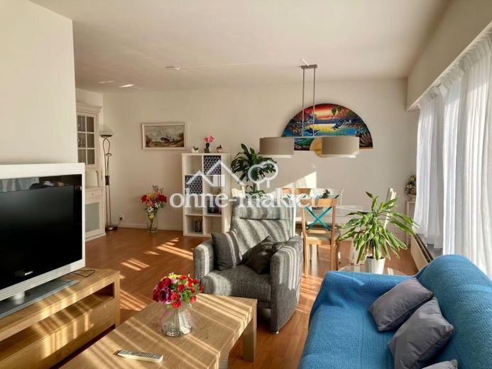 Komplett möblierte 3-Zimmer-Wohnung mit 2 Schlafzimmern und Wohnzimmer – Foto 1