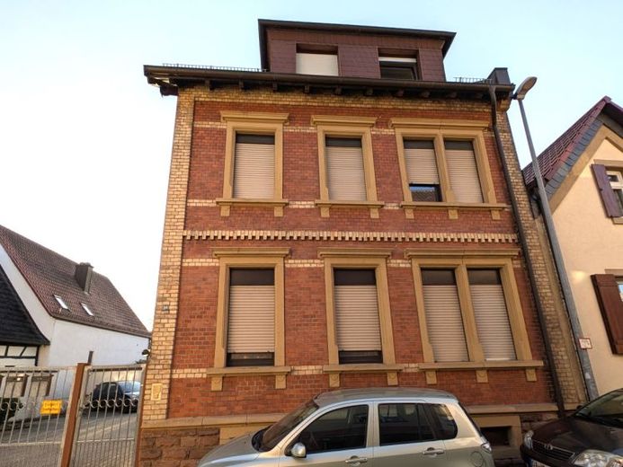 Opportunità d’investimento con potenziale – casa trifamiliare – Foto 1