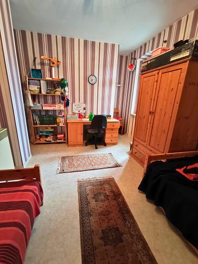 Wohnen in Bestlage: Stilvolle Doppelhaushälfte in der BASF-Kolonie – Schlafzimmer (2) OG