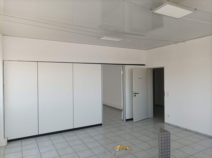 Gewerbehalle / Lagerhalle / 624qm / Büro 247qm zur Miete in 91126 Rednitzhembach – Foto 11