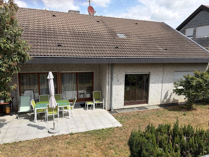 Freistehendes, zeitloses Traumhaus – Foto 11