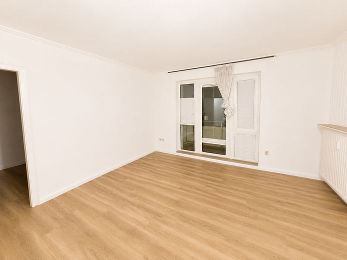 Erstbezug nach Renovierung - Helle 3-Zimmer-Wohnung in ruhiger Lage – Huchting - Familienfreundlich – Foto 1