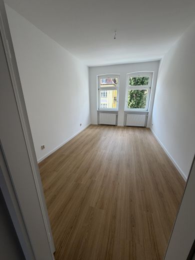 Zentrumsnahe, ruhige 2,5-Zimmer-Wohnung mit Balkon in Brühlervorstadt – Schlafzimmer 1