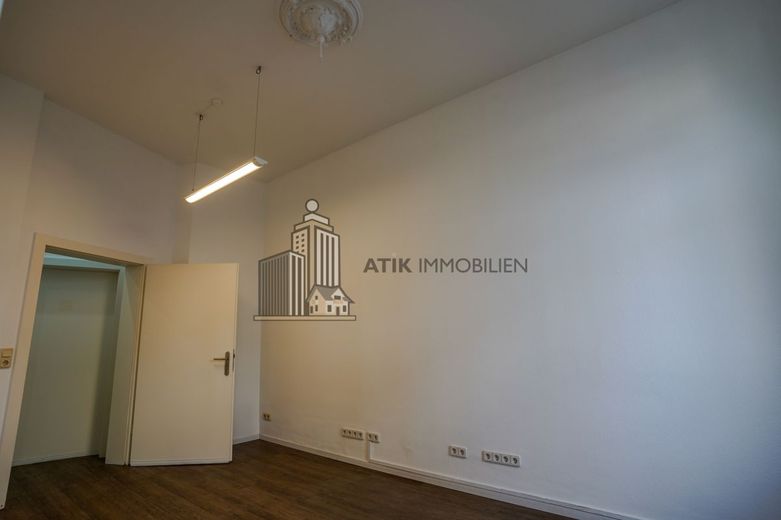 ATIK: Exklusive Bürofläche mit Altbaucharme und Terrasse im Zentrum - provisionsfrei – Innenansicht