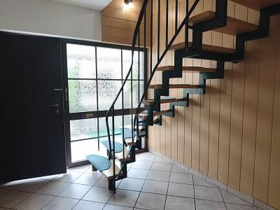 CASA ACCOGLIENTE NELLA CORTE – 1783363626_49b3ac.jpg