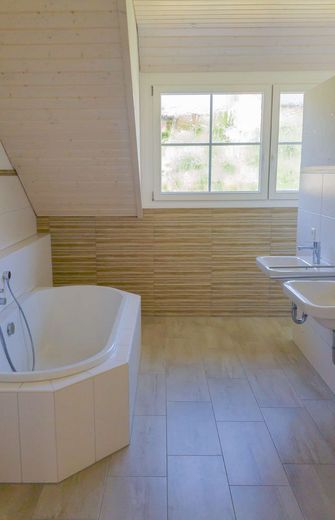 Badezimmer 1. OG