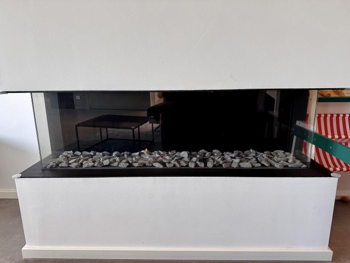 Penthouse met sauna, open haard, SmartHome, 2 TG-plaatsen direct bij het St. Franziskus-hospital – 09 Wohn-Essen Kamin