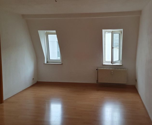 Bezugsfreie 2-Zimmer-Dachgeschosswohnung im Hechtviertel Dresden inkl Parkplatz – Foto 8