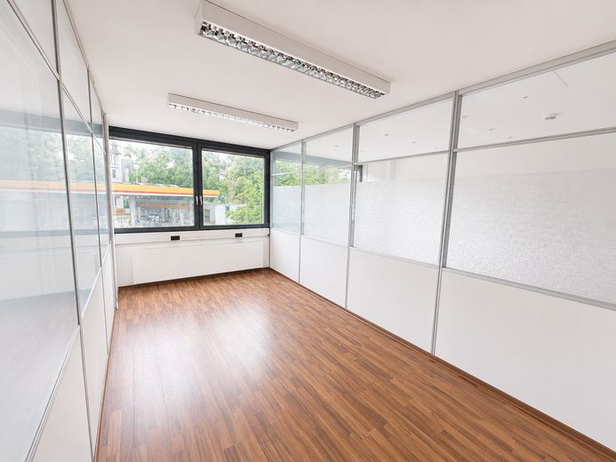 Spazio ufficio, posizione centrale – Foto 3
