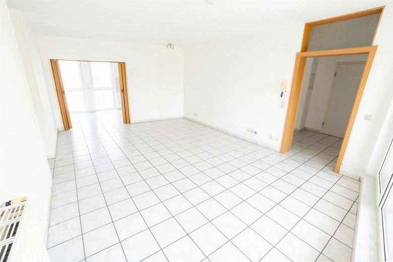 Schöner Wohnen mit 3ZKB in Homburg- Erbach! – Wohn- Esszimmer