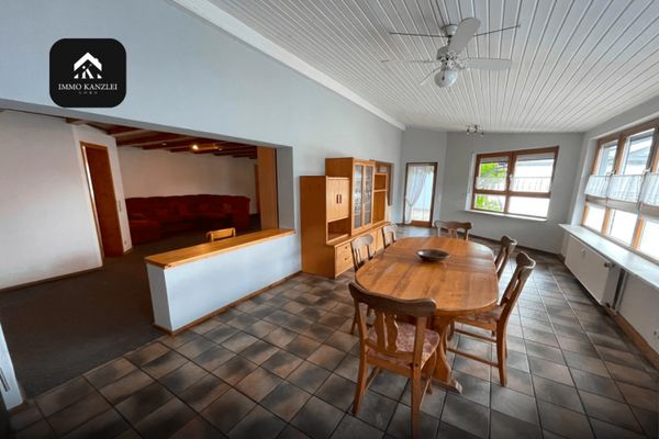Lichte 2,5-kamerappartement in Hohberg met 143 m², terras & badkamer met daglicht!
