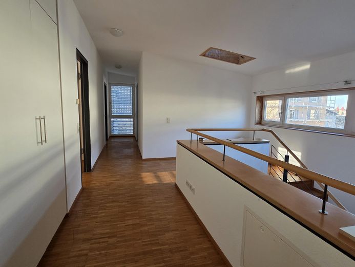 Treppe und  Einbauschrank