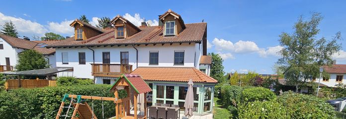 Großes und gepflegtes Reihenendhaus in Splitlevelbauweise – Haus mit Terrasse und Garten