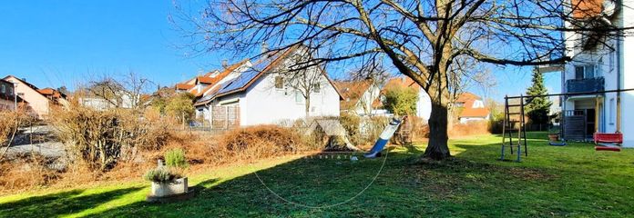 Gepflegte Erdgeschosswohnung mit Terrasse, Einbauküche &amp; Stellplatz – Garten