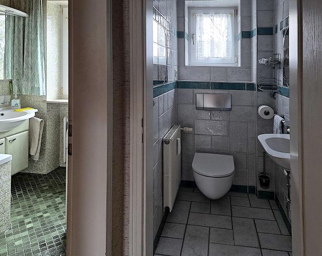 Bad, WC