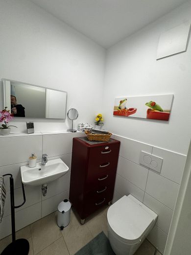 Penthouse met 2 dakterrassen | Campbell, Heidelberg | Direct te betrekken | 2 parkeerplaatsen in de ondergrondse parkeergarage – Gäste-WC