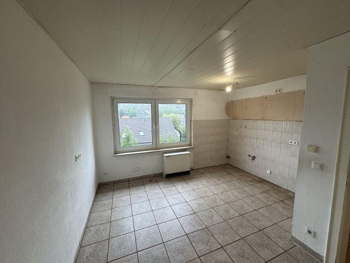 Centralnie położone mieszkanie o powierzchni 55 m² w Balve – blisko do wszystkiego i komfortowe warunki do życia – Küche