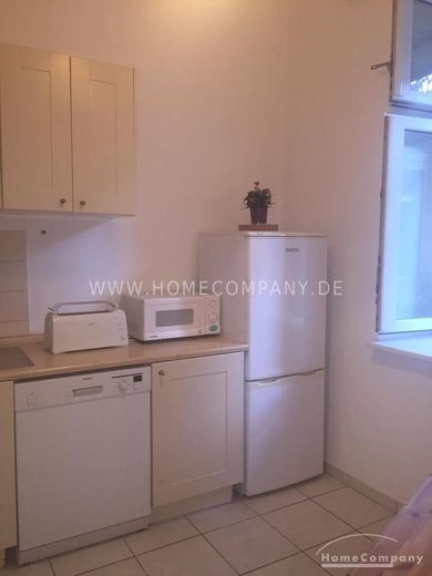 Modern 2-room apartment in Charlottenburg Berlin, furnished – 800fa3ced5d329357b1e74a916a84f27397bc212.jpg