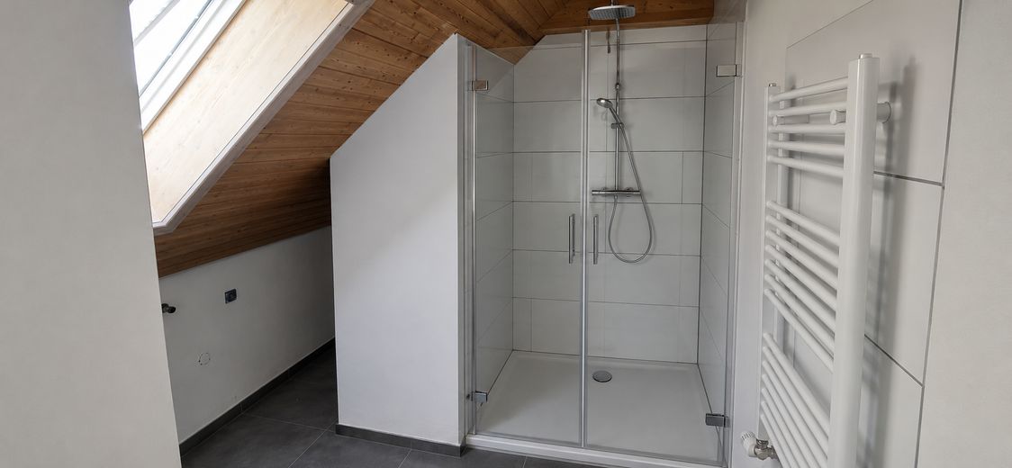 Erstbezug nach Renovierung – lichtdurchflutete 2‑Zi.-Wohnung mit Garage & Glasfaseranschluss – Foto 3