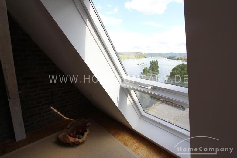 Voll möbliertes Loft in historischer Villa in direkter Rheinlage in der Bonner Südstadt! – 2dc5a6e42429c5e823929d31dc380b2e44b8135a.jpg