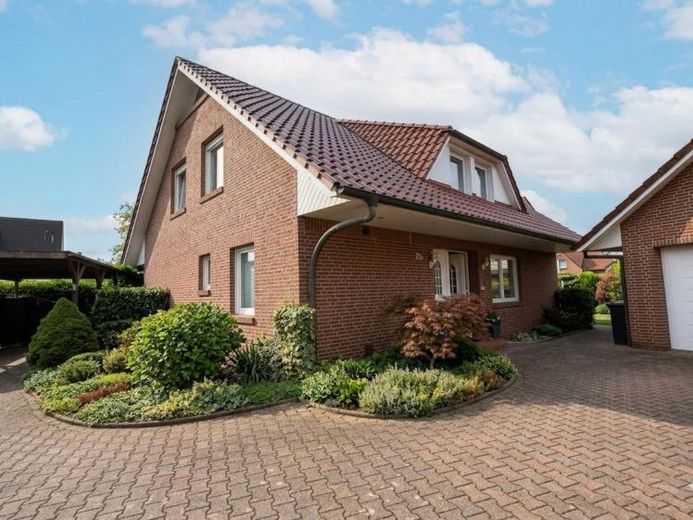 Einfamilienhaus mit Potential in Papenburg - zentrumsnah in zweiter Lage – फोटो 1