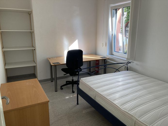 Großzügige, helle Wohnung mit vielfältigen Nutzungsmöglichkeiten in Kröv auf 214 m² – Foto 5