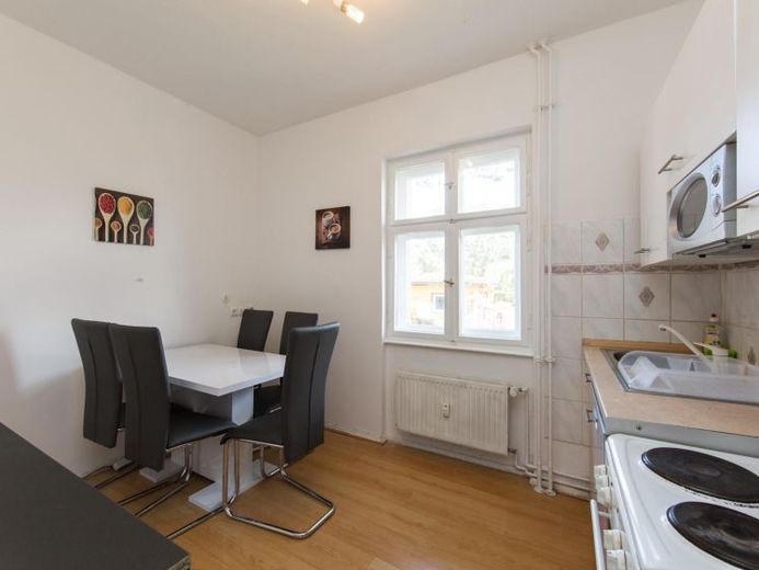 Two Opportunities - One Property: Subdivided Plot with Preliminary Building Permit in Müggelheim – Foto 1