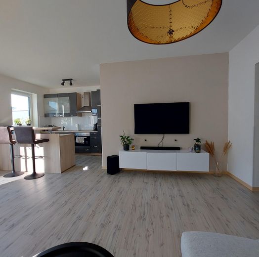 Appartement moderne de 4 pièces avec solaire pour la préparation de l’eau chaude – Photo 1