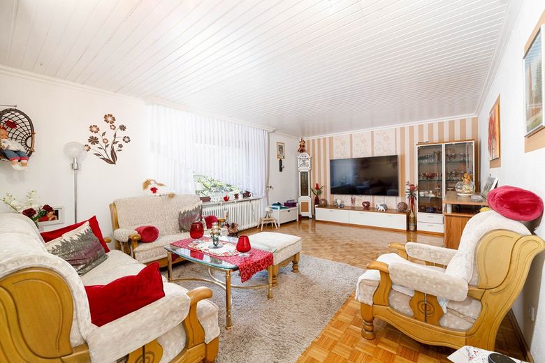 Zum Verkauf steht ein charmantes Einfamilienhaus in 21033 Hamburg mit ca. 101 m² Wohnfläche auf einem großzügigen Grundstück von ca. 757 m². – Foto 4