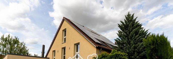 Weisenheim am Sand'de mimar tasarımı pasif ev, A+ enerji sınıfı (5,0 kWh/m²a)