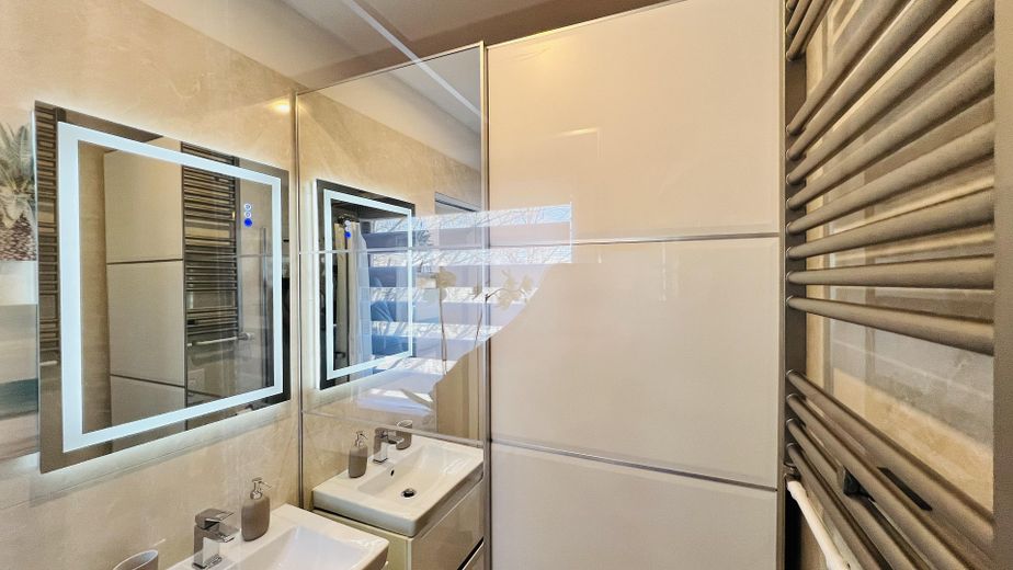  Badezimmer2