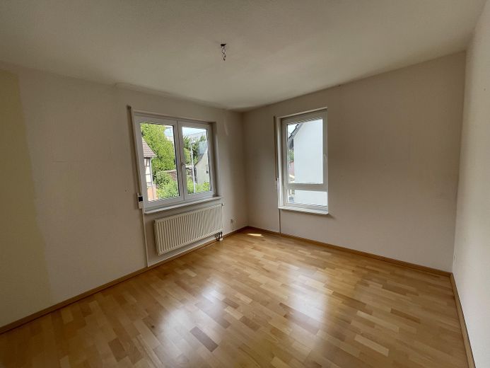 Arbeits- oder Kinderzimmer