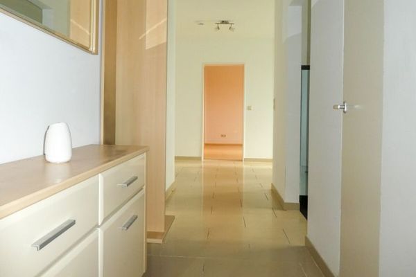 Appartement adapté aux personnes âgées à Maudach, avec vue lointaine sur la Haardt, avec possibilité d'un garage supplémentaire !
