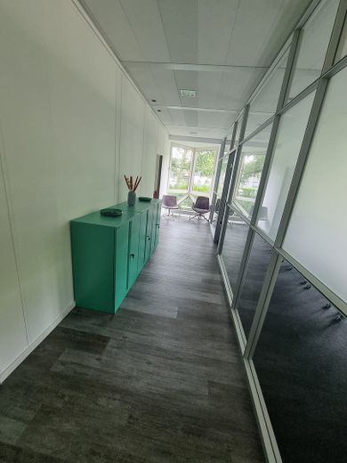Premium Office – Sofort bezugsfertiges Büro mit Glaswänden und Top-Ausstattung – Foto 12