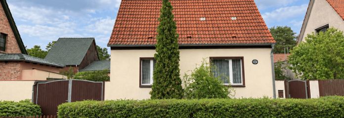 Solides Einfamilienhaus mit Garten