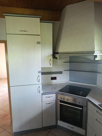 Einzigartiges Holzhaus im Grünen in Randlage und doch zentral – Foto 28