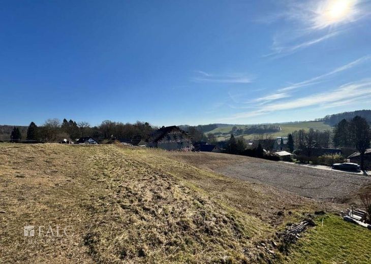 Baugrundstück in perfekter Lage – Foto Grundstück
