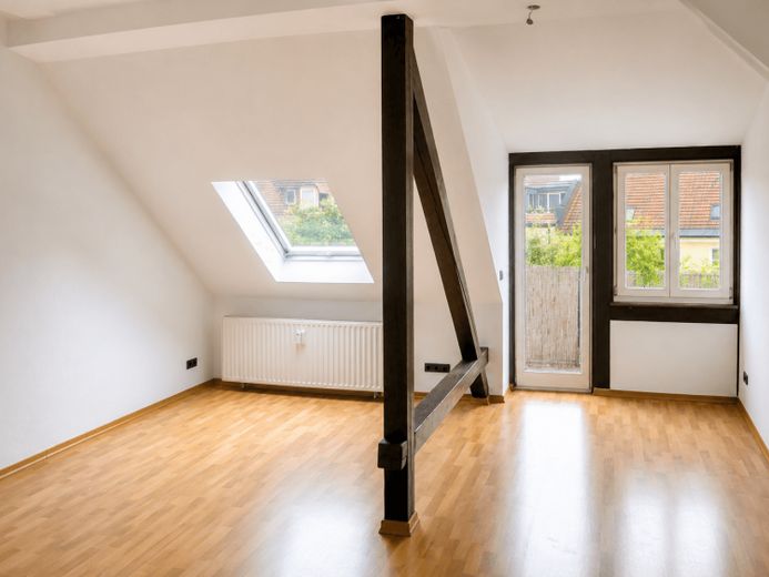 AFFITTATO CON RENDIMENTO AL TOP | Appartamento bilocale con balcone in posizione urbana – Foto 1