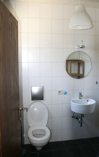 Gäste WC OG