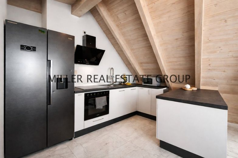 5-Zimmer-Maisonettewohnung in Kösching kaufen - großzügige Eigentumswohnung mit Balkon und zwei Stellplätzen nahe Ingolstadt! – offener Wohn-Ess-Küchenbereich