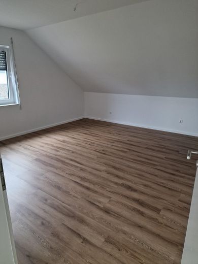 Moderate Penthousewohnung in ruhiger Lage – Foto 13
