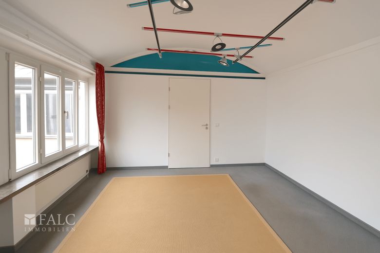 Büro klein leer