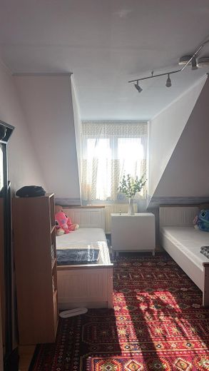 Wunderschöne Dachgeschosswohnung im Herzen von Luckenwalde – Weitere Ansicht Schlafzim.