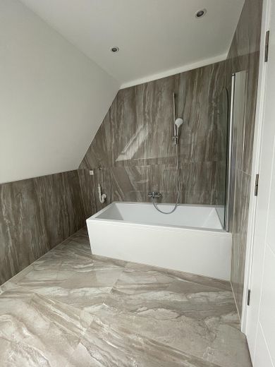 Bad mit Waschmaschinenplatzz