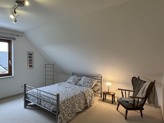 Schlafzimmer 1
