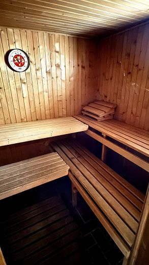 Sauna (Keller)