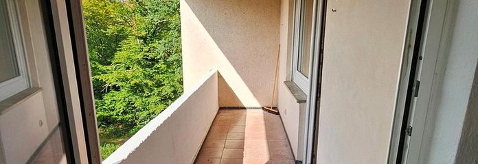 Kapitalanlage mit hoher Rendite: Helle sanierte Wohnung mit Balkon – Balkon