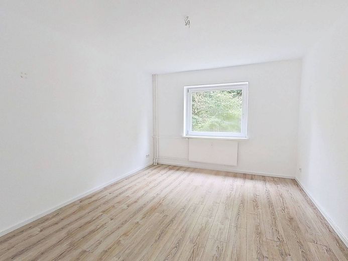 Moderne 2-Zimmer-Wohnung mit EBK in fußläufiger Nähe zum Stadtpark – Ansicht I: Schlafzimmer