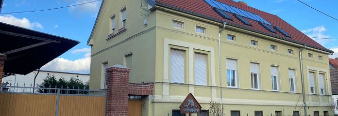 Residenza signorile con edifici agricoli