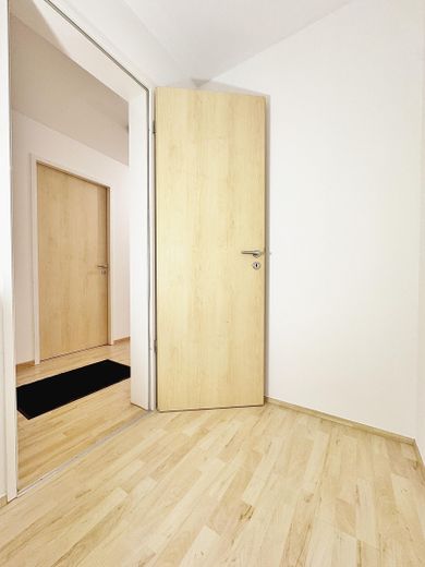 * Sonnig & nwtg. / mit EBK / attr. Grundriss im Münchner Umland mit Blick ins Grün * – Abstellkammer